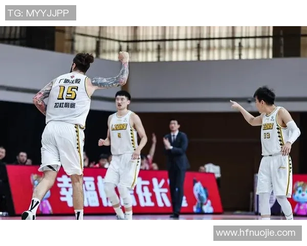 广东队与北控队精彩对决录像回放分析及赛后点评分享